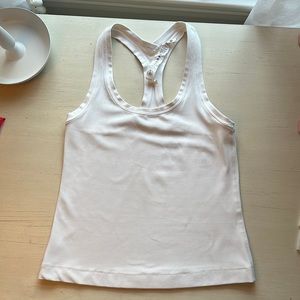 Lululemon Cool Racerback short tank nulu size 2 white